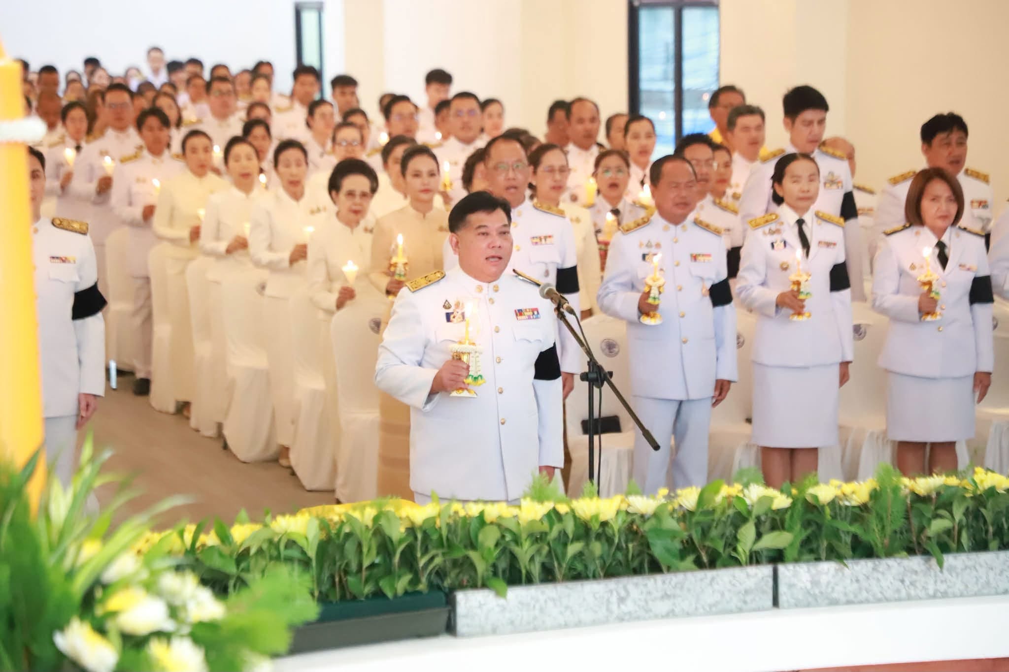 title - ส.ป.ก.อ่างทอง ร่วมพิธีถวายเครื่องราชสักการะและวางพานพุ่ม และพิธีจุดเทียนชัยถวายพระพรชัยมงคล กิจกรรมเฉลิมพระเกียรติพระบาทสมเด็จพระเจ้าอยู่หัว เนื่องในโอกาสวันเฉลิมพระชนมพรรษา 28 กรกฎาคม 2569 